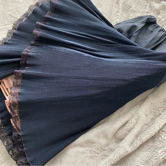 60’s Crinoline vintage black pleated skirt with tulle underneath vintage - Picture 4 of 6